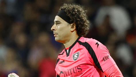 Guillermo Ochoa Recibe Nuevo Apodo Tras Su Actuaci N Frente Sassuolo