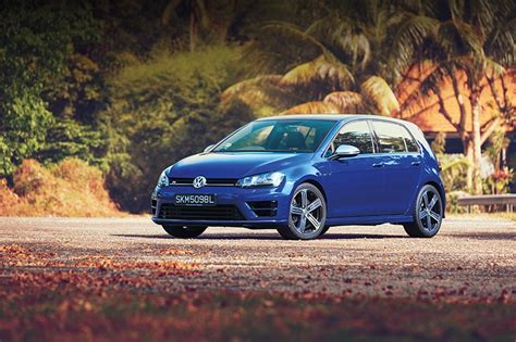 Volkswagen Golf R review | Torque