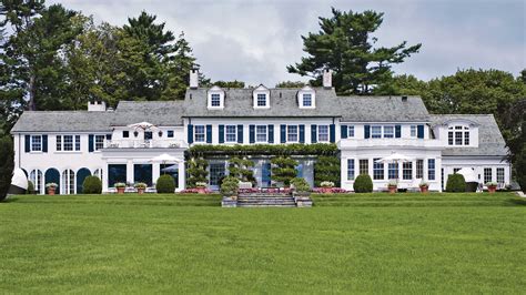 7 Elegant Colonial Exteriors from the AD Archives | Architectural Digest