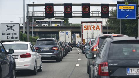 Nog Nooit Zoveel File In September Als Dit Jaar Zelfs In Het Weekend