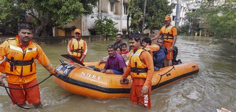 Eight Killed As Cyclone Michaung Hits Southeast Coast Of India Gg2