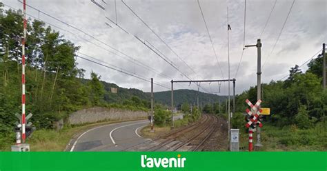 Un Train Percute Une Voiture Sur Un Passage Niveau Tilff L Avenir