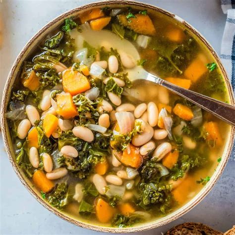 Tuscan Cannellini Bean Soup With Kale Ribollita Ham And Bean Soup