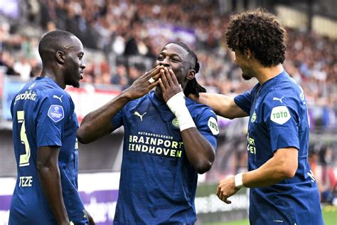 Psv Overtuigt In Rotterdam Met Klinkende Overwinning Bij Sparta