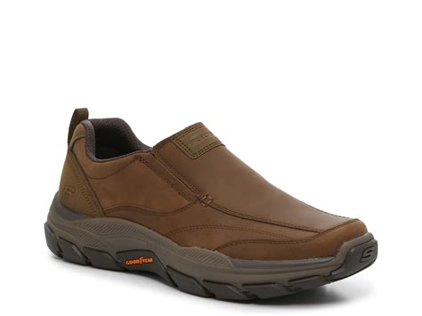 Skechers Relaxed Fit Lowry Slip-On - Free Shipping | DSW