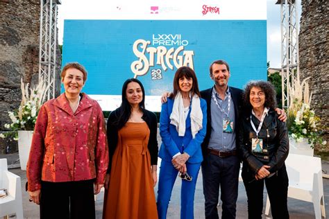 Premio Strega 2023 Cinquina Finalisti Trama E Autori Libri Candidati