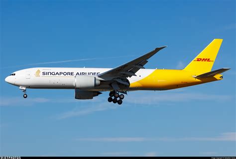 V Dhb Boeing F Singapore Airlines Cargo Sebastian Sowa