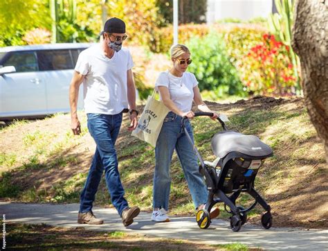 Emma Roberts Emmalee Nude OnlyFans Leaks The Fappening Photo FappeningBook