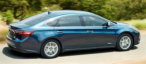 New Car Review 2018 Toyota Avalon Hybrid XLE Premium By John Heilig