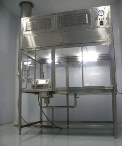 Feet Horizontal Stand Mounted Laminar Air Flow For Laboratory Size