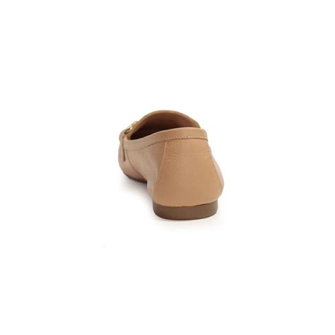 Mocassim Vestige Nude Fivela Dourada