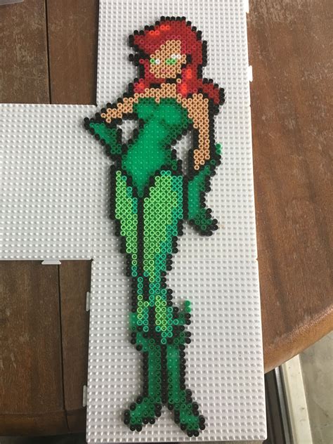 Poison Ivy Perler Bead Dc Comic Pixel Art Pixel Art Bead Art Perler