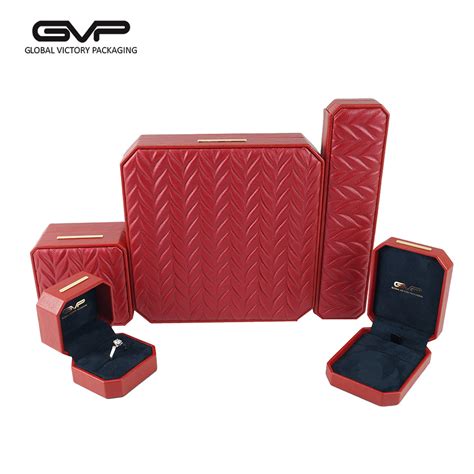 Custom Luxury Metal Logo Pu Leather Jewelry Packaging Box With Velvet