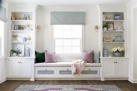 Beautiful Living Room Window Bench Ideas Voted By The Construction