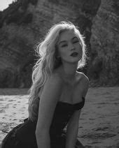 Petite Blonde