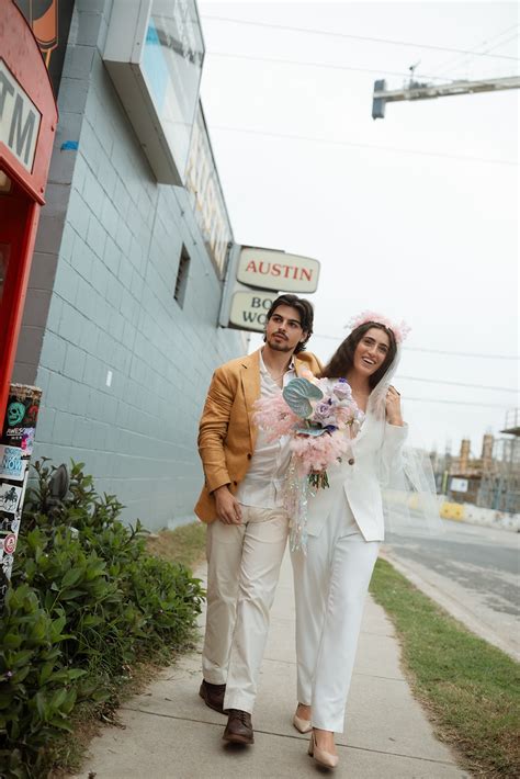 Stylish Downtown Austin Elopement - alexmabrey.com