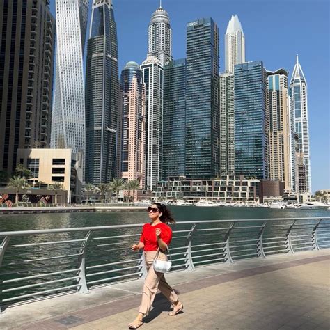 Foto Sabrina Petraglia Est Morando Em Dubai A Fam Lia Purepeople