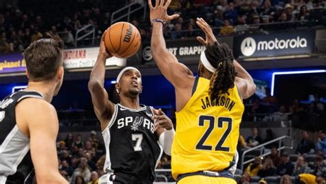 Spurs Hold Off Pacers Late Rally Win 137 134