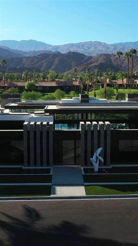 Resort Style Luxury Mansion Near Palm Springs Golf Course V Deo Em