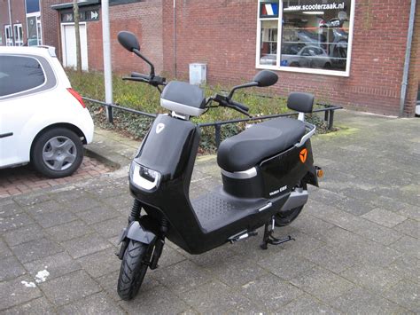 Yadea E S Baecke Motoren Spijkenisse