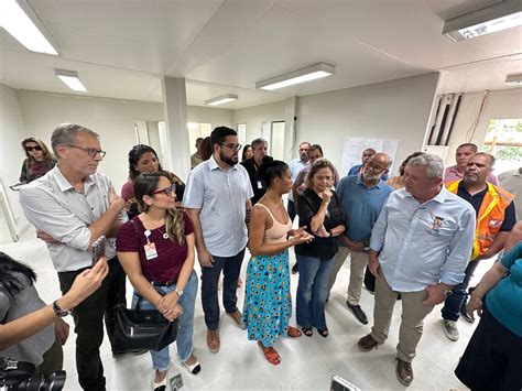 FeSaúde Prefeito Axel Grael visita obras de reforma e modernização em