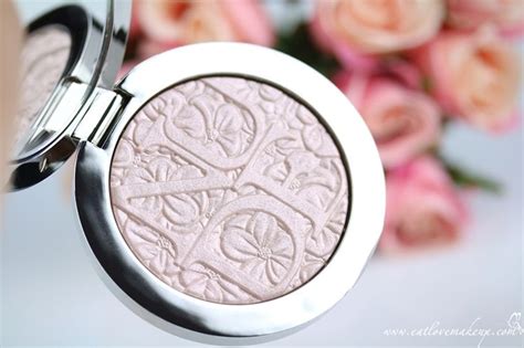 Dior Diorskin Nude Air Glowing Pink Illuminating Powder Dior Spring