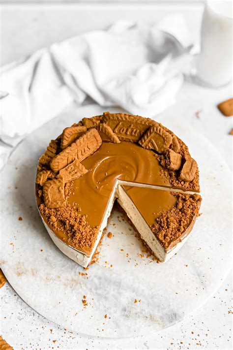 No Bake Lotus Biscoff Cheesecake