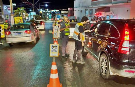 Operação do Detran SP flagra 14 motoristas por recusa ao bafômetro em