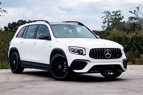 Mercedes Benz Amg Glb Photos Interior Carbuzz