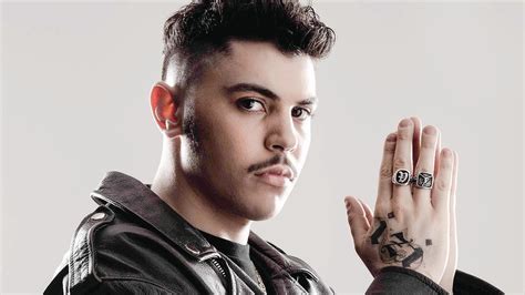 Izi, il rapper da disco d’oro più tenace della malattia - La Stampa