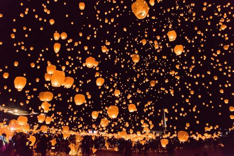 Visit Japan: These magical sky lanterns are released during the yearly Tsunan Snow Festival ...