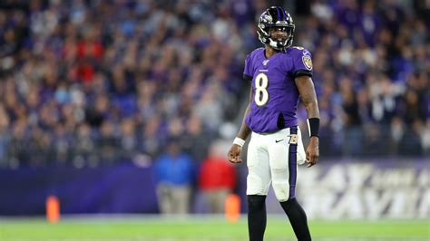 Ravens Lamar Jackson Plays Street Football With Fans