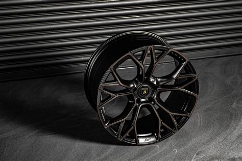 Lamborghini Urus 23 Alloy Wheels Project Kahn