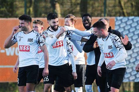 7 2 beim FSV 08 Bietigheim Bissingen Das Lächeln ist zurück beim FC 08