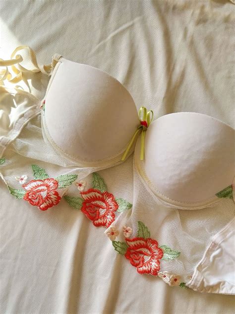 Corset Espartilho Vintage Tule Lingerie Feminina Usado Enjoei