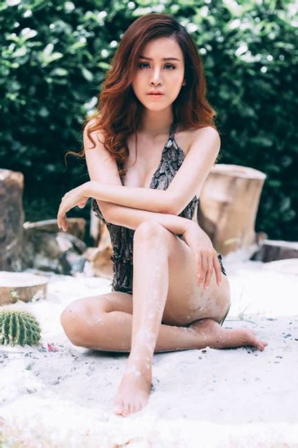 Bà Tưng Huyền Anh Stuns in Palm Bikini Photoshoot Mytour