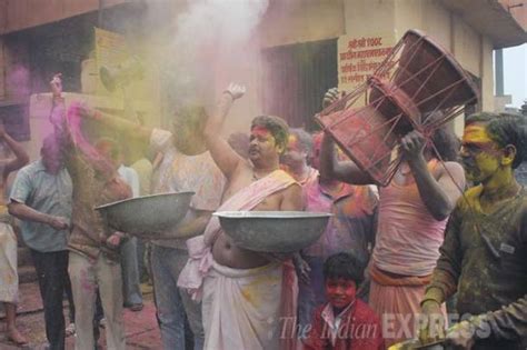 PHOTOS: Holi celebrated at Manikarnika (shamshan) Ghat in Varanasi | The Indian Express