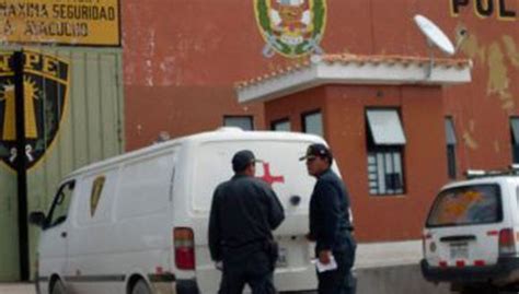 Internan En El Penal De Ayacucho A 3 Agentes Pnp Peru Correo