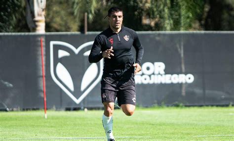 Pachuca Atlas Duelo De Sotaneros En El Estadio Hidalgo