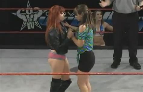 In Video Ovw Introduces Same Sex Romance Diva Dirt