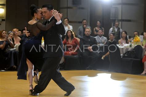 kompetisi tari tango icp antara foto