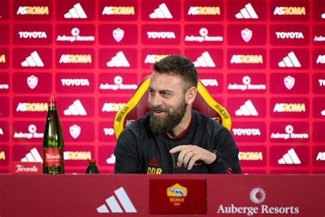 Roma Bologna Domani Alle La Conferenza Stampa Di De Rossi