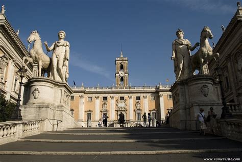 Rome Sites Touristiques Et Guide De Voyagela Place Du Capitole De Rome