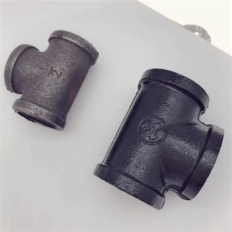 Galvanized Black Dn20 Floor Flange Cast Iron Pipe Fitting For Clothing Shelf Buy Black Floor