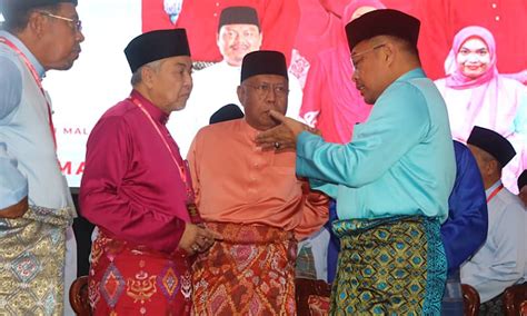 Umno Letak Calon Untuk PRK Nenggiri