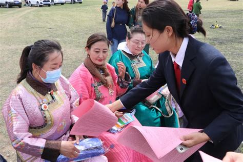 西乌珠穆沁旗人民法院开展“铸牢中华民族共同体意识，全方位建设模范自治区”主题民族政策和民族法律法规澎湃号·政务澎湃新闻 The Paper