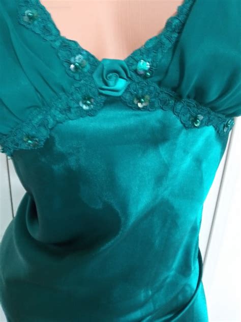 Vtg Satin Shiny Gown Liquid Nightgown Emerald Green N Gem