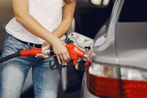 Como Economizar Gasolina 10 Dicas De Quem Entende