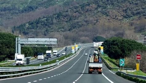 Ancora Disagi Sull A Caserta Roma Chiusure Notturne Per La Stazione