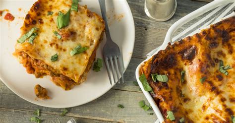 The Tangy Cheese Ina Garten Uses To Elevate Turkey Lasagna